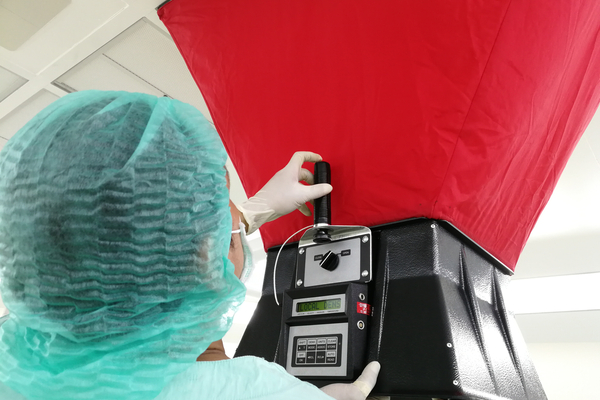 Cleanroom Testing being carried out to assess number of air particles