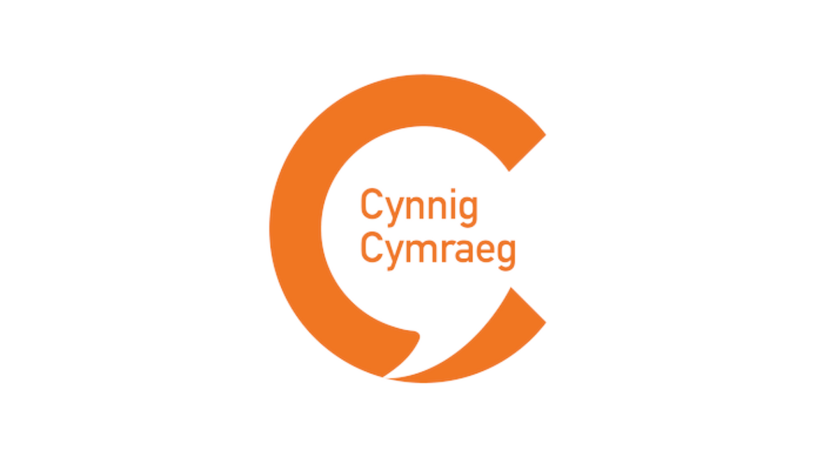 Cynnig Cymraeg logo