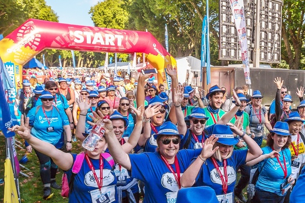 Walkers at the start of London Summer Walk