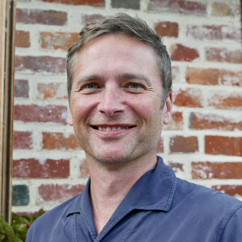 A photo of Jon Eserin