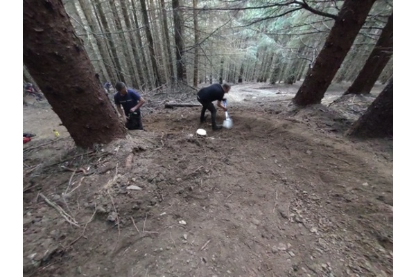 TVTA Volunteers Working on trails