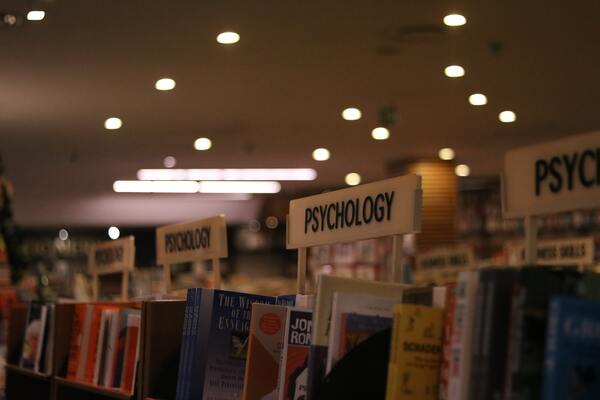 Books in a book shop with "Psychology" heading